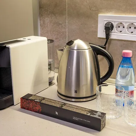 Bw Lux Na Vodi * בלגרד